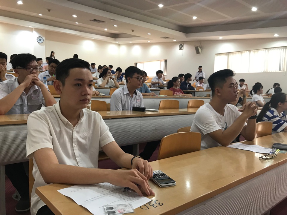 Gần 4.000 thí sinh thi kiểm tra năng lực vào trường ĐH Quốc tế - 2 Gần 4.000 thí sinh thi kiểm tra năng lực vào trường ĐH Quốc tế - 2