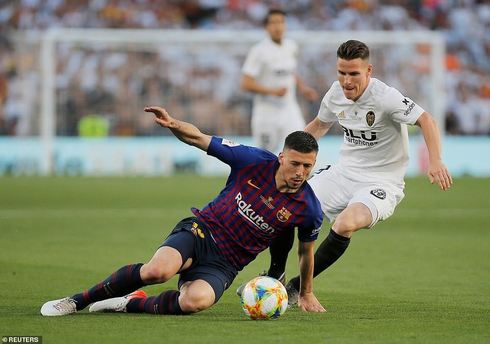 Messi bất lực trong ngày Barcelona gục ngã trước Valencia - 17 Messi bất lực trong ngày Barcelona gục ngã trước Valencia - 17