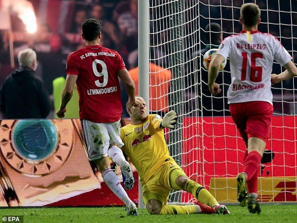 Lewandowski lập cú đúp, Bayern Munich hoàn tất cú đúp giải quốc nội - 6 Lewandowski lập cú đúp, Bayern Munich hoàn tất cú đúp giải quốc nội - 6