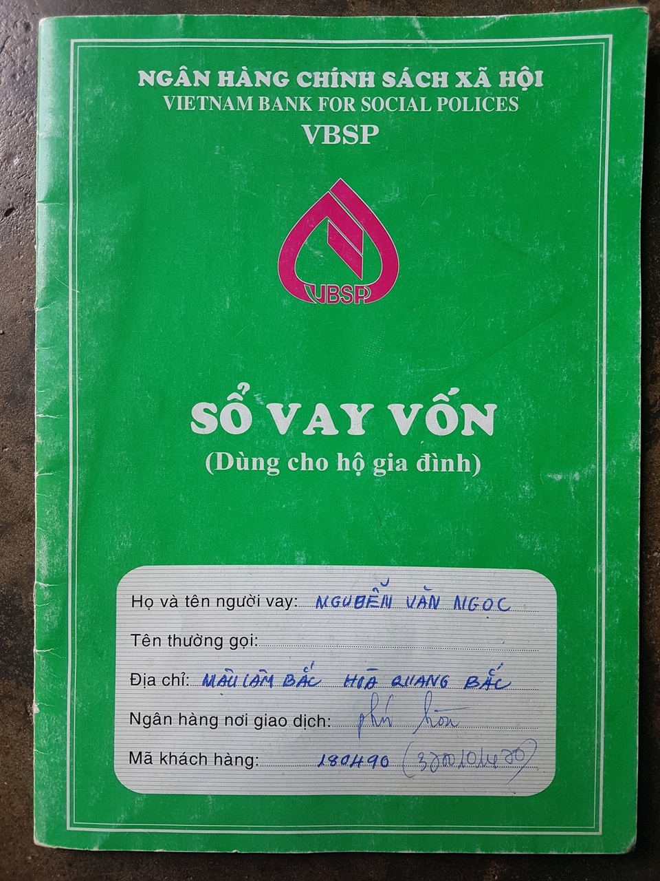 Bố mẹ ung thư, nam sinh bỏ học giữa chừng đỡ gánh nặng gia đình - 6 Bố mẹ ung thư, nam sinh bỏ học giữa chừng đỡ gánh nặng gia đình - 6