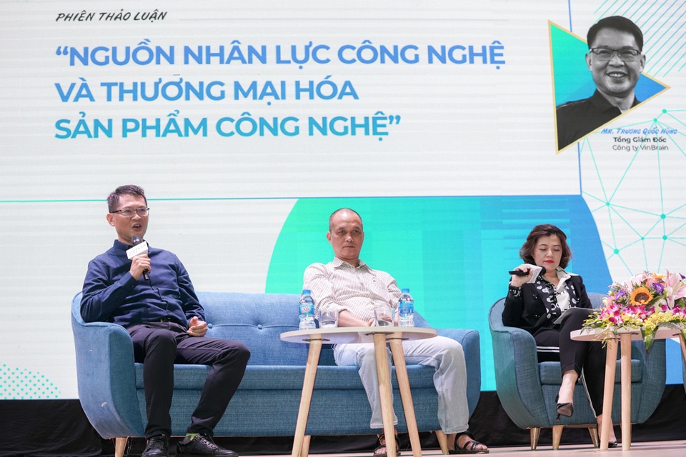 1 triệu nhân lực CNTT: Cần đào tạo kỹ sư biết kiếm tiền - 2 1 triệu nhân lực CNTT: Cần đào tạo kỹ sư biết kiếm tiền - 2