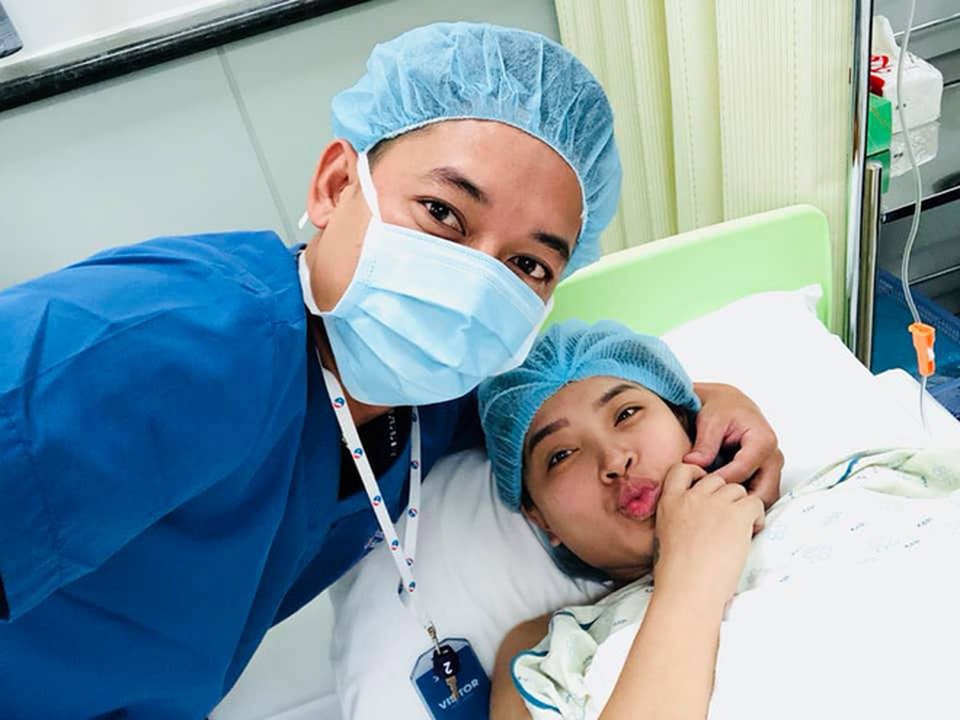 Hải Băng vượt qua nguy hiểm tiền sản, sinh con thứ 3 cho Thành Đạt - 1 Hải Băng vượt qua nguy hiểm tiền sản, sinh con thứ 3 cho Thành Đạt - 1