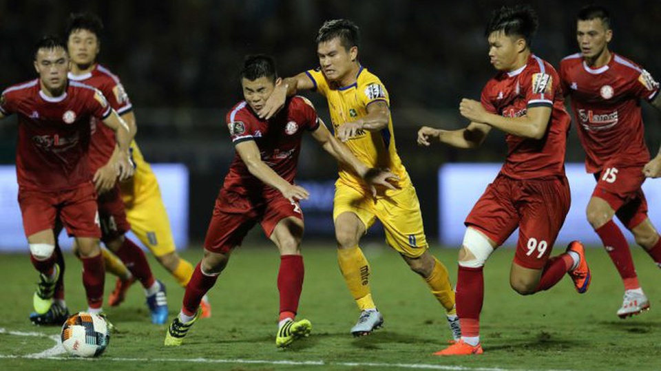 CLB TPHCM bỏ xa CLB Hà Nội và bước ngoặt tại V-League 2019 - 2 CLB TPHCM bỏ xa CLB Hà Nội và bước ngoặt tại V-League 2019 - 2