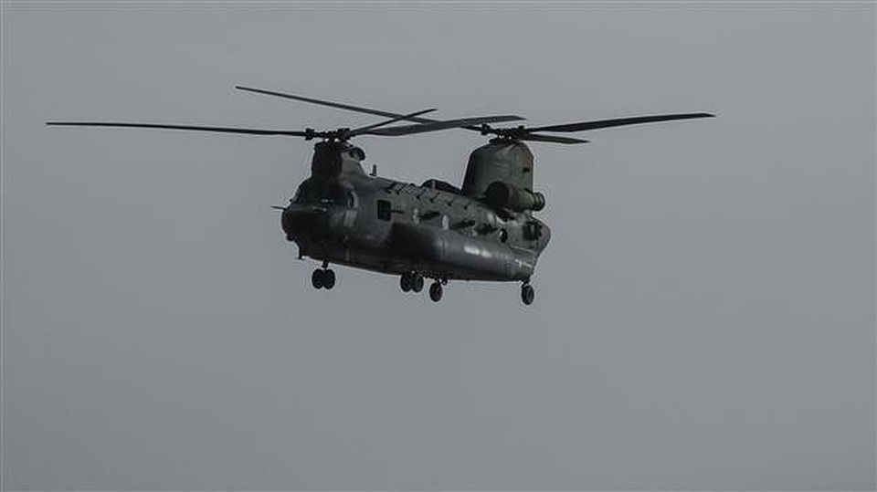 Trực thăng quân sự Mỹ tan tành khi hạ cánh ở Afghanistan - 1 Trực thăng quân sự Mỹ tan tành khi hạ cánh ở Afghanistan - 1