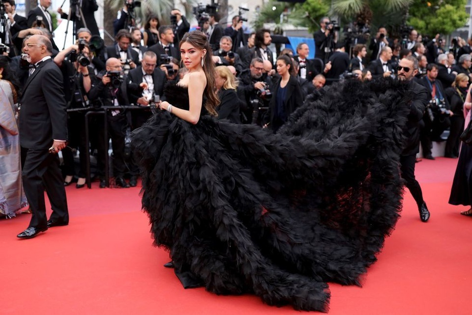 Những bộ váy đẹp nhất trên thảm đỏ Cannes 2019 - 20 Những bộ váy đẹp nhất trên thảm đỏ Cannes 2019 - 20
