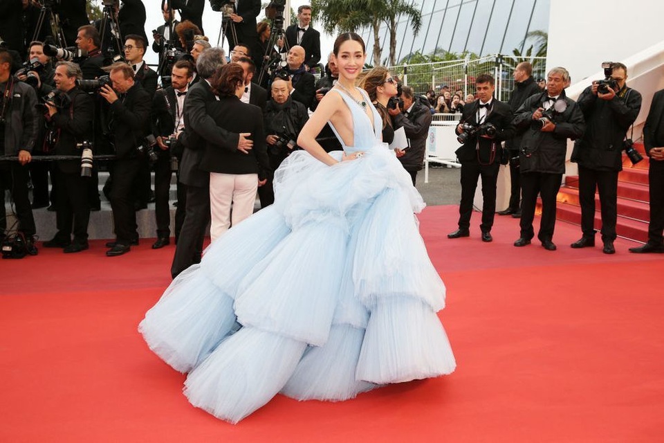 Những bộ váy đẹp nhất trên thảm đỏ Cannes 2019 - 24 Những bộ váy đẹp nhất trên thảm đỏ Cannes 2019 - 24