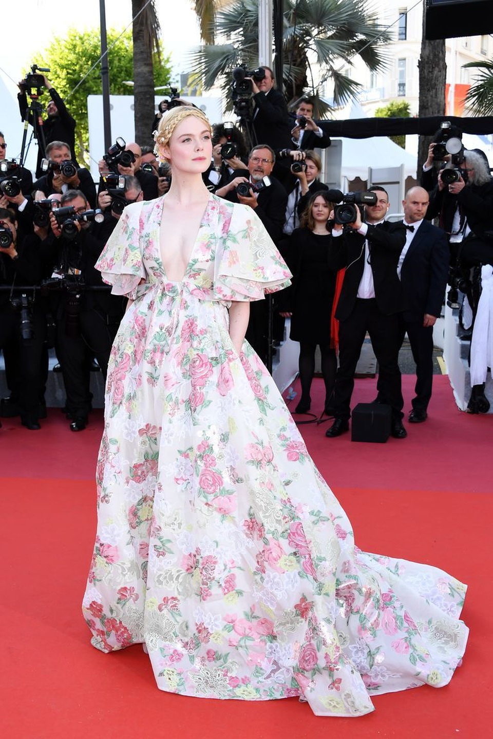 Những bộ váy đẹp nhất trên thảm đỏ Cannes 2019 - 40 Những bộ váy đẹp nhất trên thảm đỏ Cannes 2019 - 40