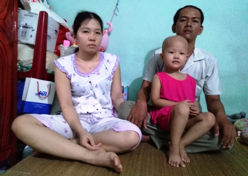 Xót xa bé gái 3 tuổi đã phải chống chọi bệnh ung thư máu - 3 Xót xa bé gái 3 tuổi đã phải chống chọi bệnh ung thư máu - 3