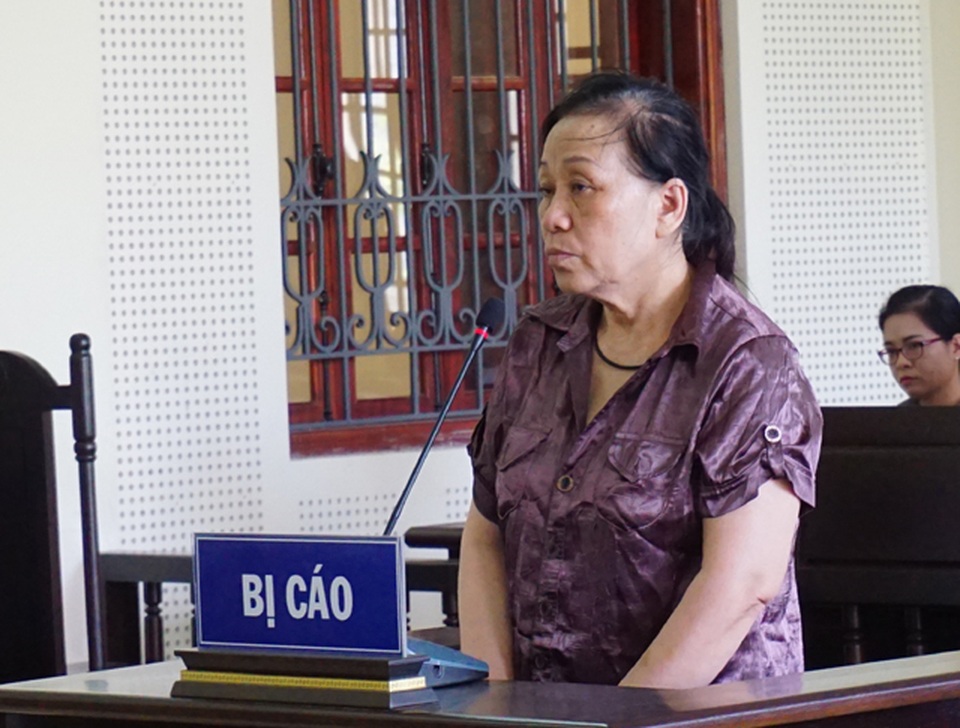 Cho mượn sổ đỏ, gần 10 năm khốn khổ theo hầu tòa - 1 Cho mượn sổ đỏ, gần 10 năm khốn khổ theo hầu tòa - 1