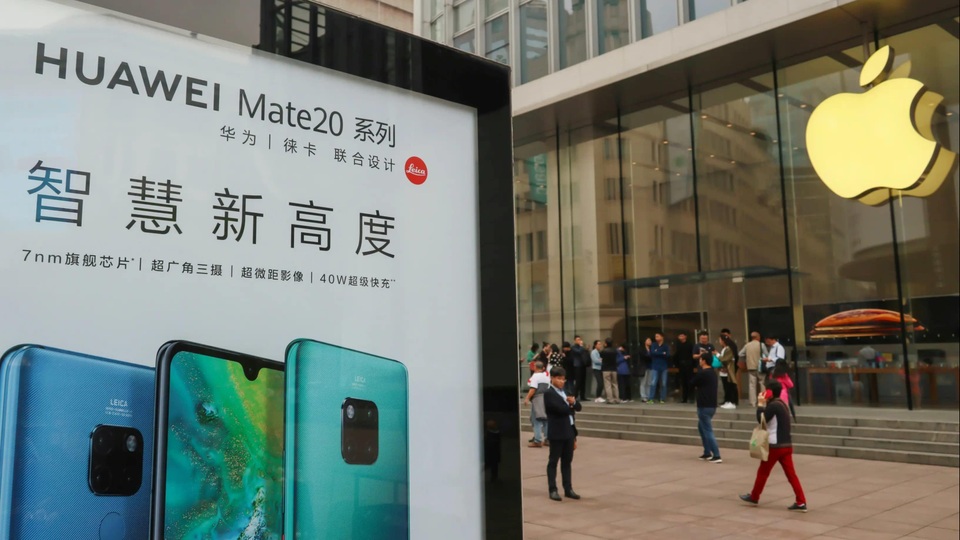 Nhà sáng lập Huawei phản đối Trung Quốc trả đũa Apple - 2 Nhà sáng lập Huawei phản đối Trung Quốc trả đũa Apple - 2