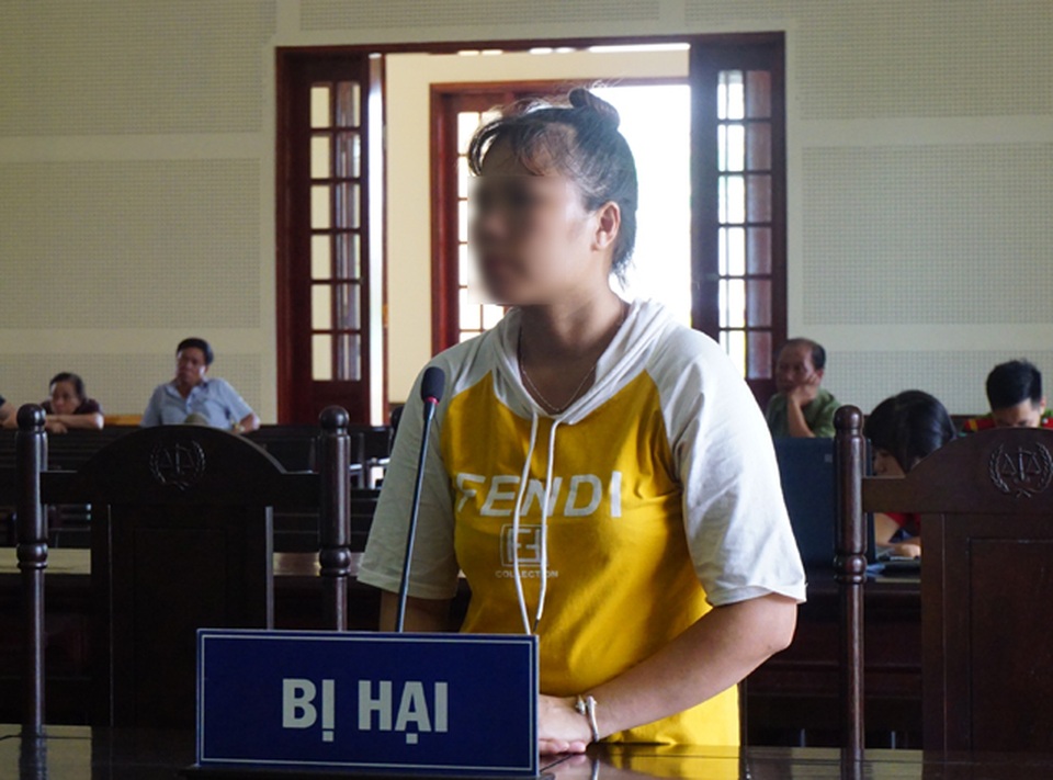 Thiếu nữ muốn sang Trung Quốc lấy chồng, hai chị em ruột lĩnh án - 3 Thiếu nữ muốn sang Trung Quốc lấy chồng, hai chị em ruột lĩnh án - 3