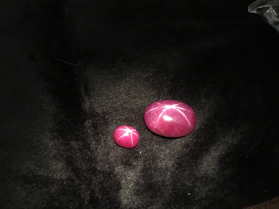Trả 21 tỷ đồng bộ đá Ruby sao siêu hiếm đại gia vẫn lắc đầu - 5 Trả 21 tỷ đồng bộ đá Ruby sao siêu hiếm đại gia vẫn lắc đầu - 5