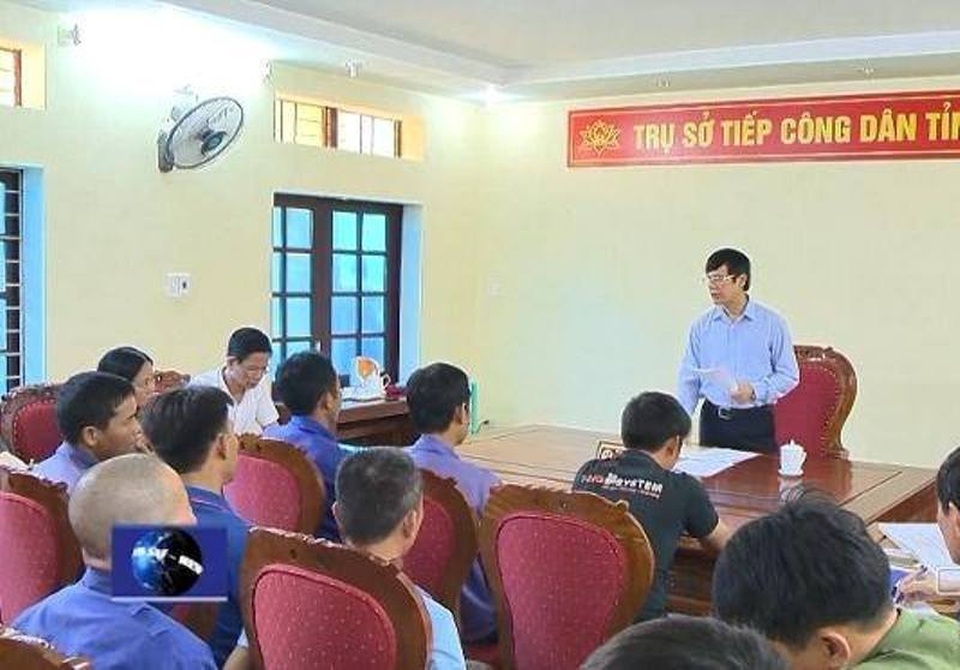 Thanh Hóa: 150 công nhân sản xuất gạch kêu cứu vì bị nợ lương, BHXH - 2 Thanh Hóa: 150 công nhân sản xuất gạch kêu cứu vì bị nợ lương, BHXH - 2