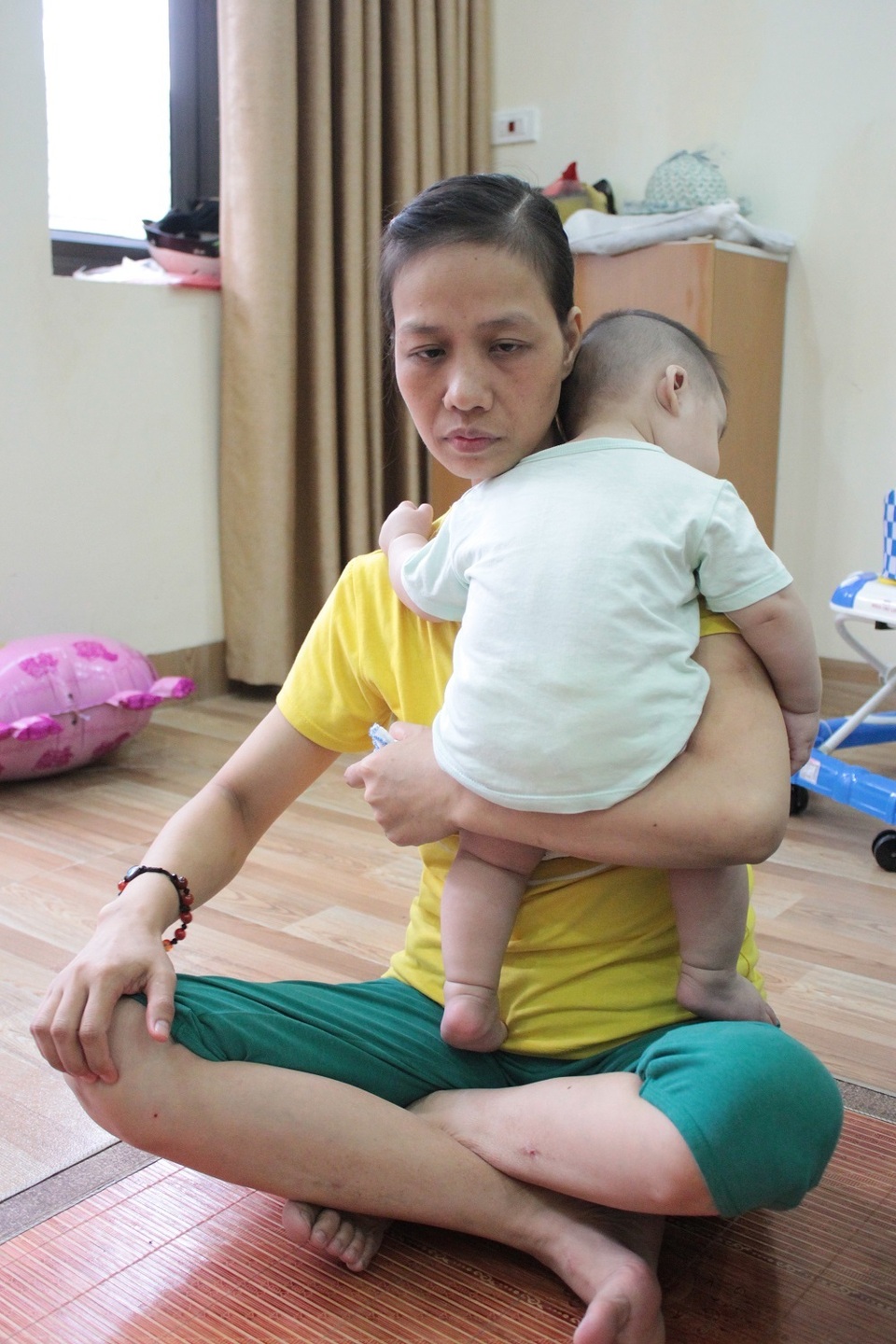 Lại thêm trường hợp xúc động về người mẹ từ chối điều trị ung thư để sinh con ở Hà Nội - 2 Lại thêm trường hợp xúc động về người mẹ từ chối điều trị ung thư để sinh con ở Hà Nội - 2