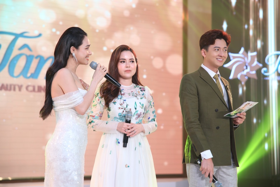 Sau 10 năm hoạt động nghệ thuật, Nhã Phương chính thức chuyển hướng sang kinh doanh - 6 Sau 10 năm hoạt động nghệ thuật, Nhã Phương chính thức chuyển hướng sang kinh doanh - 6