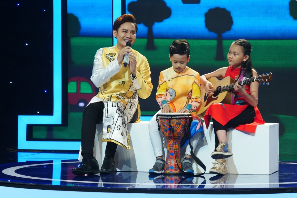 MC VTV “muốn chui xuống đất” vì xấu hổ khi diễn cảnh bán nude - 5 MC VTV “muốn chui xuống đất” vì xấu hổ khi diễn cảnh bán nude - 5