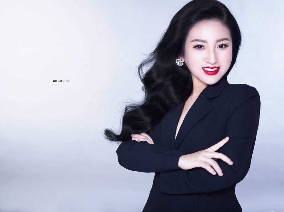 Nhan sắc của cô đồng Hà thành 9X từng gây sốt giờ ra sao? - 9 Nhan sắc của cô đồng Hà thành 9X từng gây sốt giờ ra sao? - 9