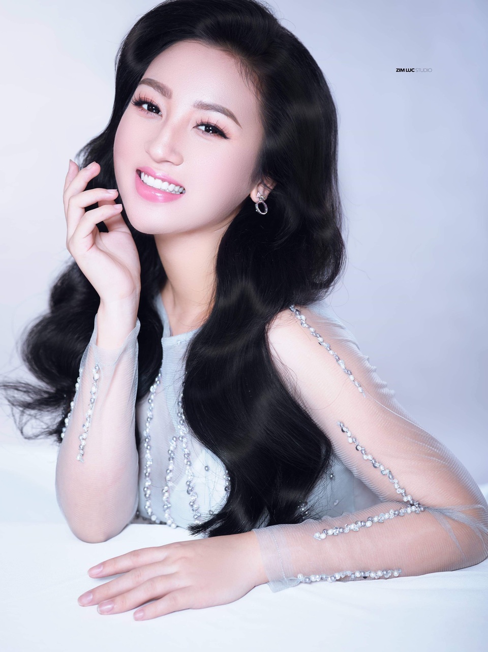 Nhan sắc của cô đồng Hà thành 9X từng gây sốt giờ ra sao? - 8 Nhan sắc của cô đồng Hà thành 9X từng gây sốt giờ ra sao? - 8