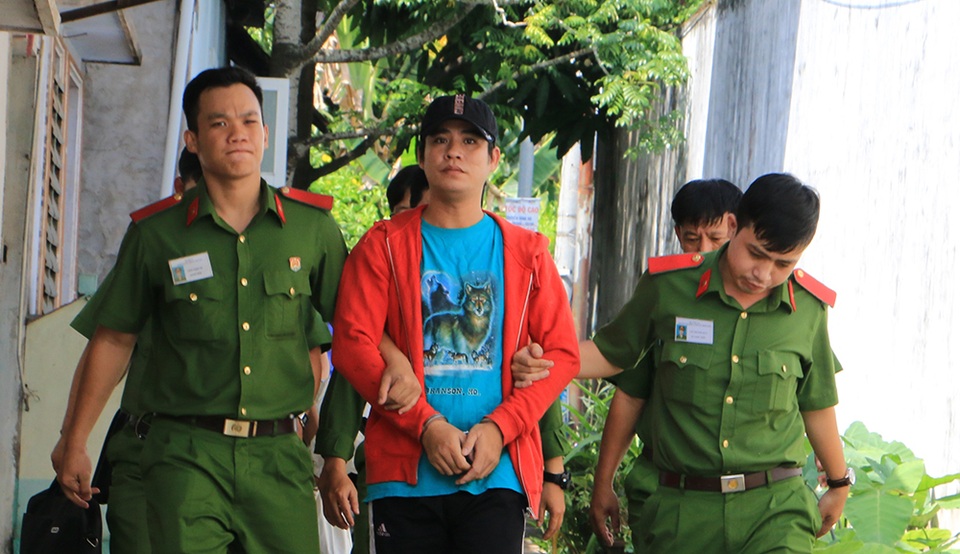 Thực nghiệm vụ chích điện cướp vàng ở An Giang - 1