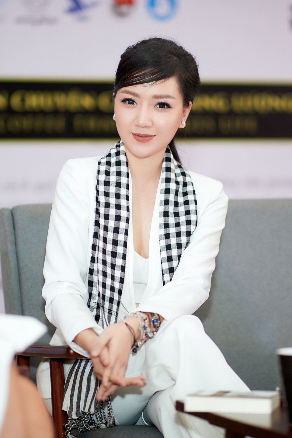 Băng Di “Gạo nếp gạo tẻ” tủi thân khi chỉ học hết cấp 3, đi bán cơm kiếm sống - 3 Băng Di “Gạo nếp gạo tẻ” tủi thân khi chỉ học hết cấp 3, đi bán cơm kiếm sống - 3