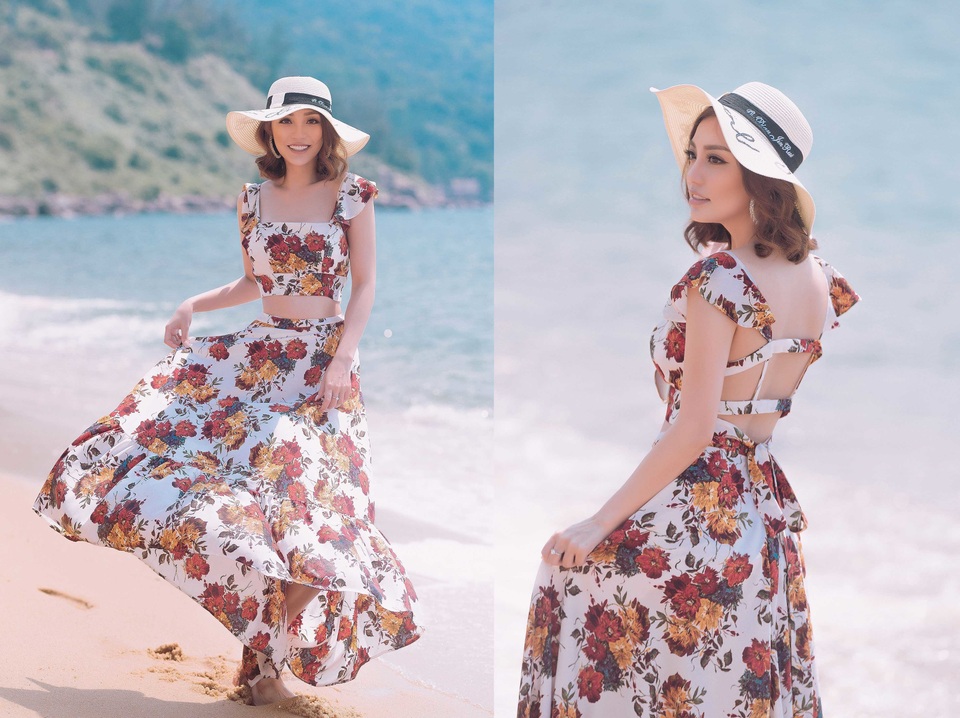 Lý San Nghi khoe lưng trần dạo biển - 4