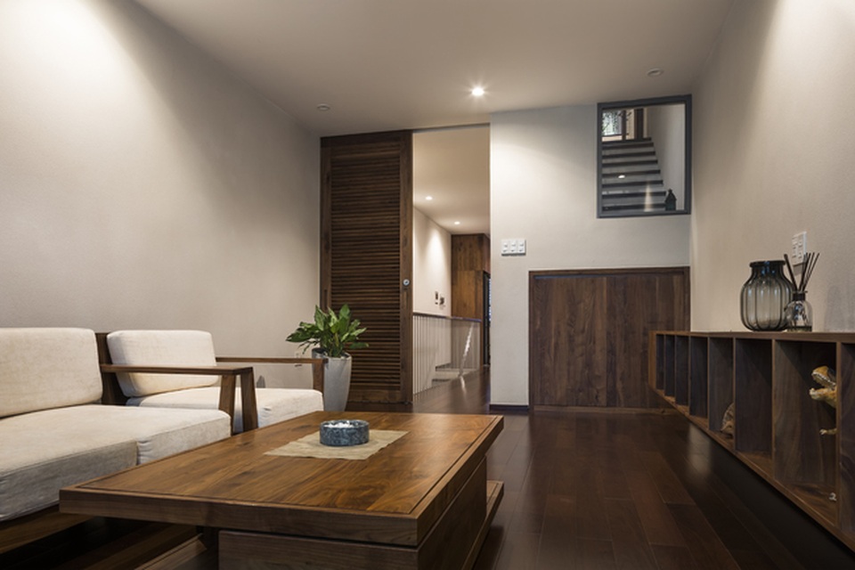 Nhà biết thở xanh rì dây leo ở TPHCM gây ấn tượng trên báo ngoại - 11 Nhà biết thở xanh rì dây leo ở TPHCM gây ấn tượng trên báo ngoại - 11
