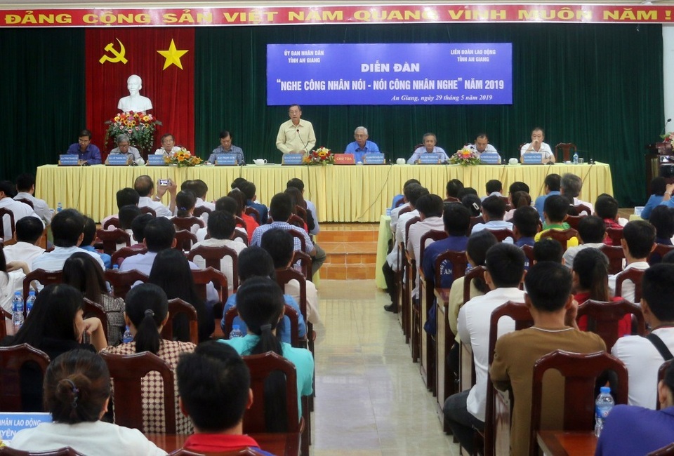 An Giang tổ chức buổi “nghe công nhân nói – Nói công nhân nghe” - 1 An Giang tổ chức buổi “nghe công nhân nói – Nói công nhân nghe” - 1