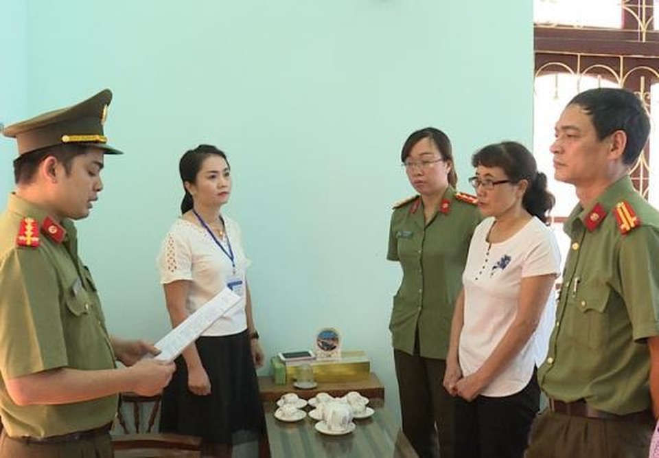 Cựu cán bộ công an tỉnh Sơn La nhờ nâng điểm thi cho em vợ - 1 Cựu cán bộ công an tỉnh Sơn La nhờ nâng điểm thi cho em vợ - 1