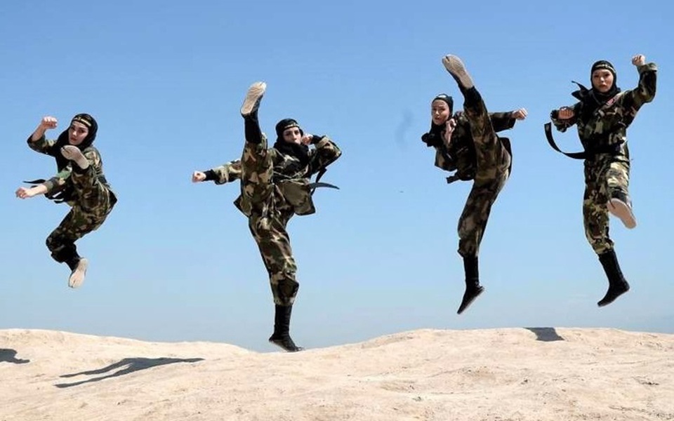 Bí ẩn đội quân đặc nhiệm nữ Iran “kunoichi” sát thủ - 1 Bí ẩn đội quân đặc nhiệm nữ Iran “kunoichi” sát thủ - 1