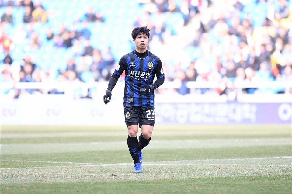 Công Phượng vẫn chật vật tìm chỗ đứng trong đội hình Incheon United - 2