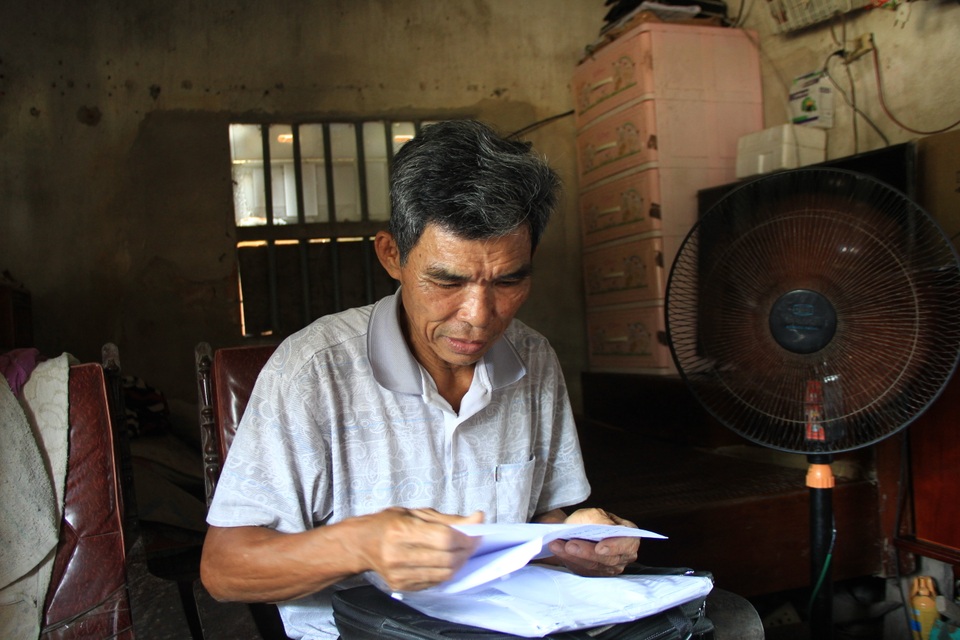 Lão nông phanh phui nhiều vụ tham nhũng đất đai - 1