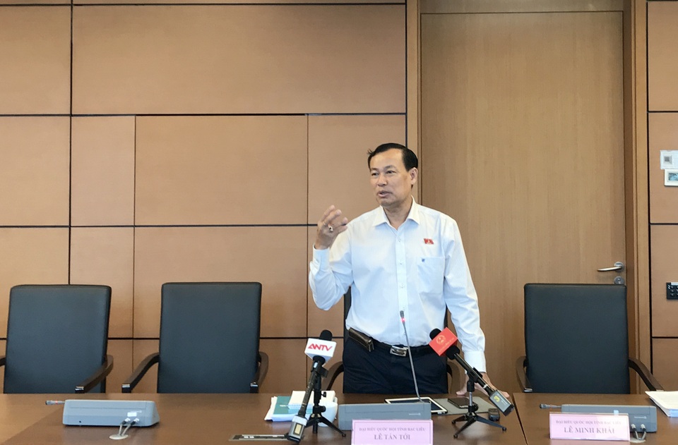“Trong cơ quan Nhà nước có người chỉ đi đi về về, không làm được việc gì!” - 1 “Trong cơ quan Nhà nước có người chỉ đi đi về về, không làm được việc gì!” - 1