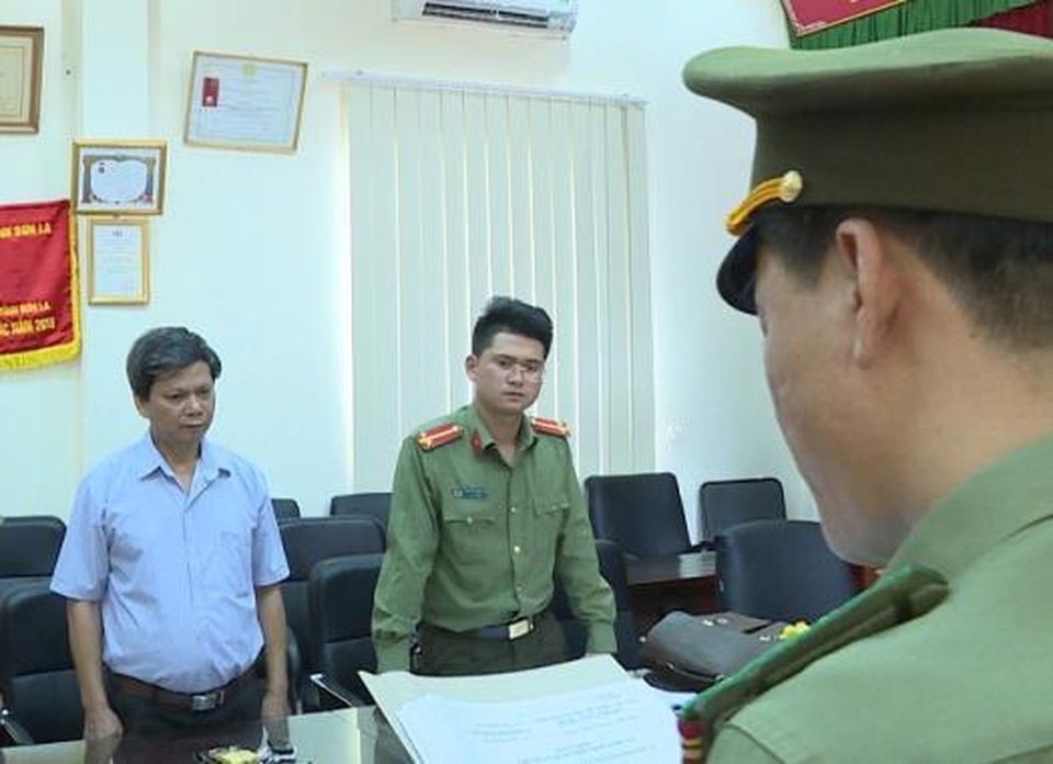 Gian lận thi cử Sơn La: Giúp xem điểm thi vì cùng quê Thanh Hóa? - 2 Gian lận thi cử Sơn La: Giúp xem điểm thi vì cùng quê Thanh Hóa? - 2