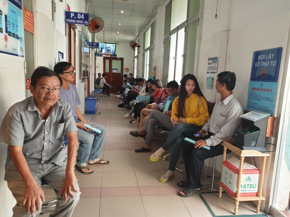Presbyond: Công nghệ điều trị lão thị mới ưu việt - 1 Presbyond: Công nghệ điều trị lão thị mới ưu việt - 1
