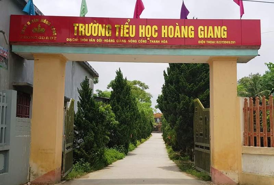 Nhà trường trả lại hàng trăm triệu đồng tiền thu buổi 2 cho phụ huynh - 2