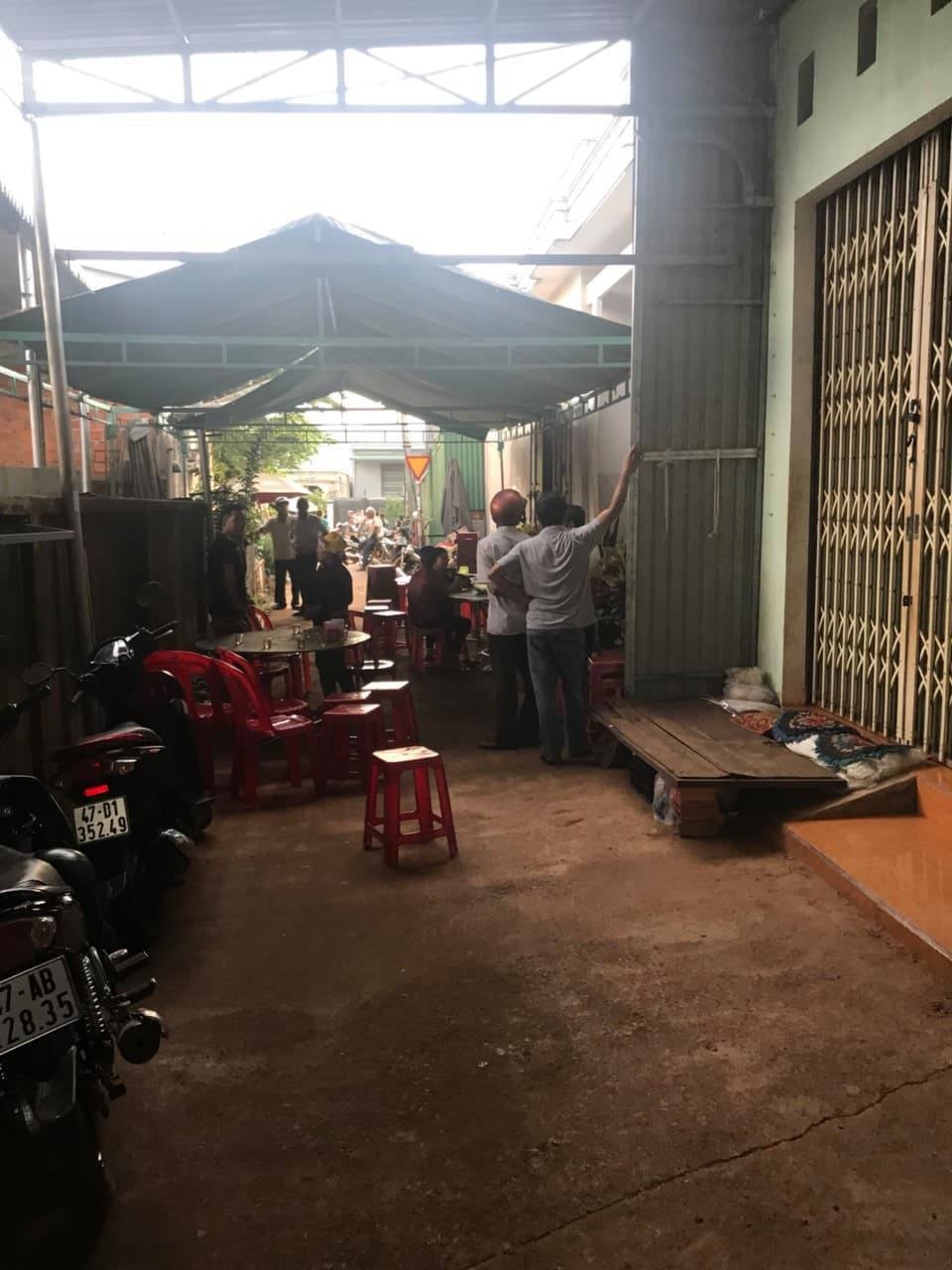 Điều tra nguyên nhân người đàn ông tử vong trong tư thế nằm sấp trên giường - 1 Điều tra nguyên nhân người đàn ông tử vong trong tư thế nằm sấp trên giường - 1