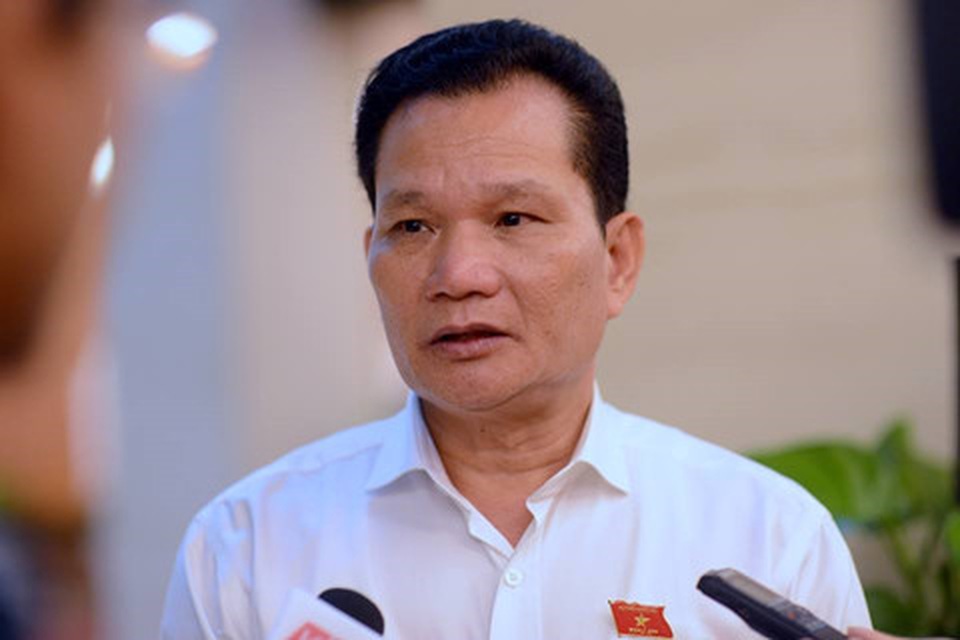 “Bộ Chính trị có những người 65, 67 tuổi là những nhân tố lãnh đạo cốt cán” - 1 “Bộ Chính trị có những người 65, 67 tuổi là những nhân tố lãnh đạo cốt cán” - 1