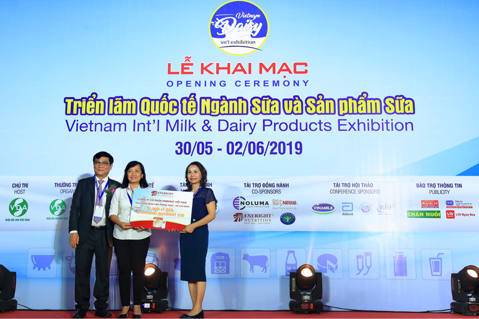 Eneright là nhà tài trợ của sân chơi uy tín ngành Sữa Việt Nam - 3 Eneright là nhà tài trợ của sân chơi uy tín ngành Sữa Việt Nam - 3