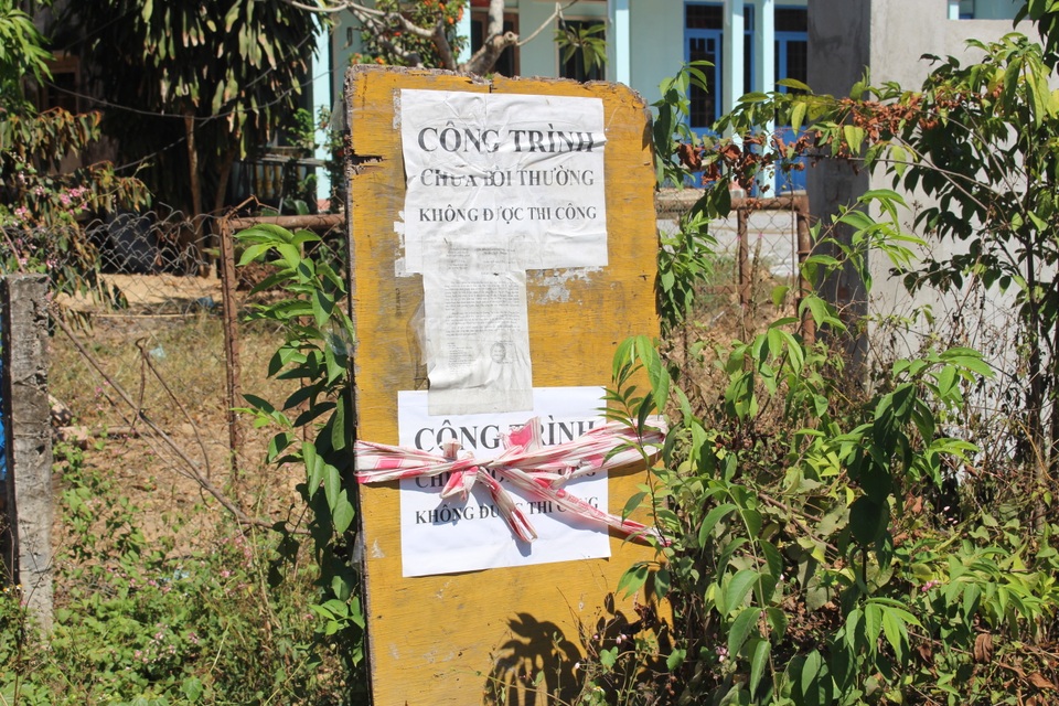 3 năm với 6 lần gia hạn, quốc lộ 1A vẫn nham nhở - 3 3 năm với 6 lần gia hạn, quốc lộ 1A vẫn nham nhở - 3