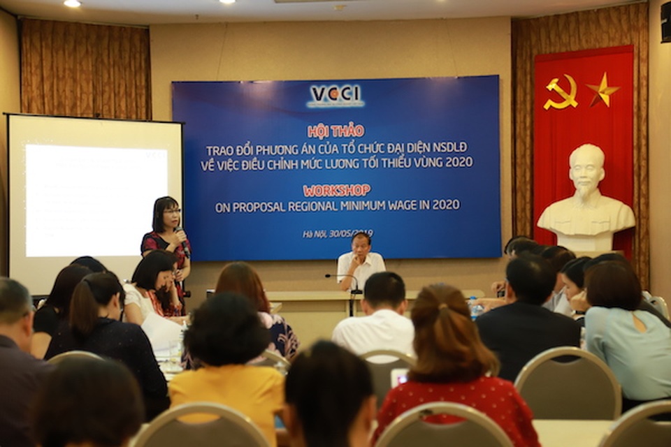 Lương tối thiểu đang khoác quá nhiều vai - 4 Lương tối thiểu đang khoác quá nhiều vai - 4