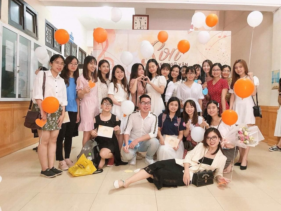 Thư gửi sinh viên tốt nghiệp đầy yêu thương và ấm áp của thầy Chủ nhiệm Khoa - 1 Thư gửi sinh viên tốt nghiệp đầy yêu thương và ấm áp của thầy Chủ nhiệm Khoa - 1