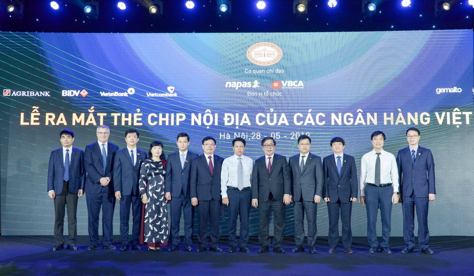 Vietcombank – Một trong 7 ngân hàng đầu tiên tại Việt Nam tiên phong triển khai thẻ chip nội địa - 4 Vietcombank – Một trong 7 ngân hàng đầu tiên tại Việt Nam tiên phong triển khai thẻ chip nội địa - 4