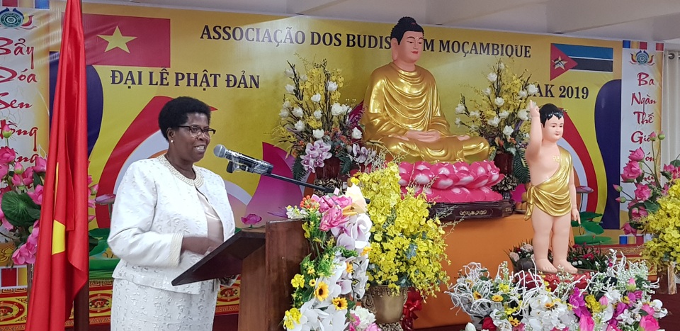 Cộng đồng người Việt tại Mozambique tổ chức Đại lễ Phật Đản Vesak 2019 - 2 Cộng đồng người Việt tại Mozambique tổ chức Đại lễ Phật Đản Vesak 2019 - 2