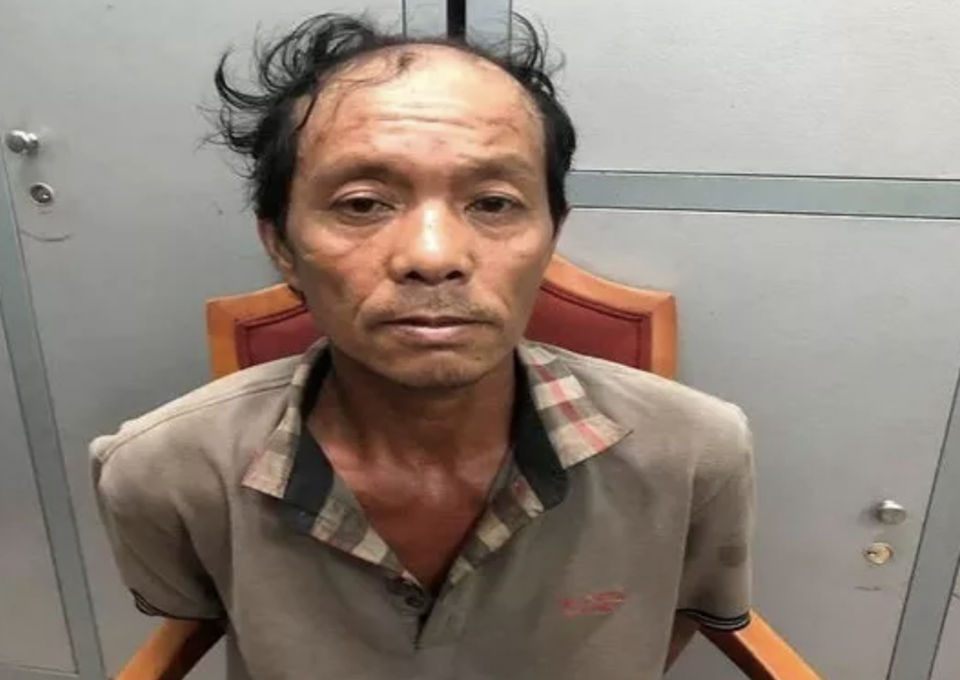 Bắt nghi phạm sát hại chủ quán nước vì số nợ 300 ngàn Bắt nghi phạm sát hại chủ quán nước vì số nợ 300 ngàn