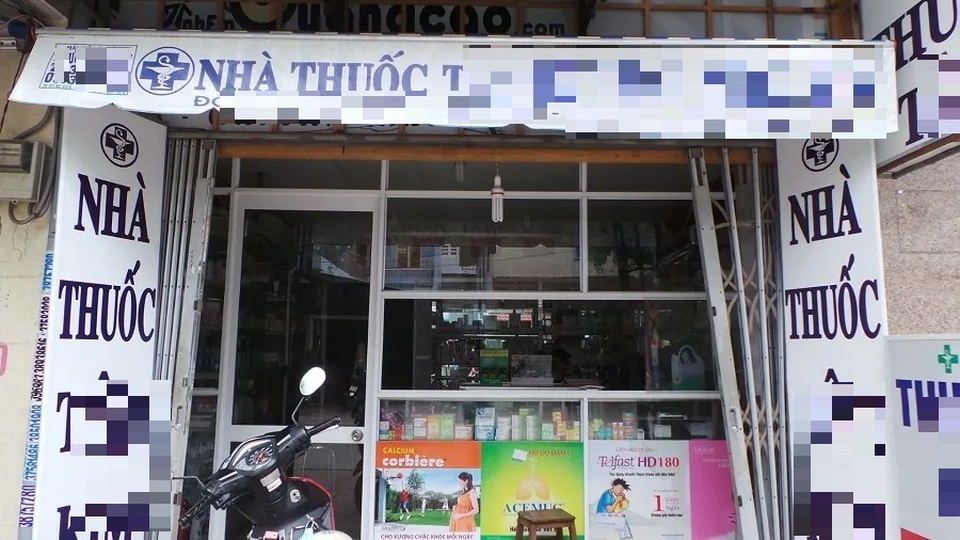 Hàng loạt nhà thuốc bị đóng cửa có ảnh hưởng đến người bệnh? - 2