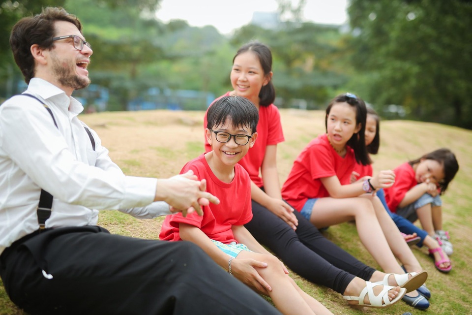 Chọn hoạt động hè cho con: Hãy vun đắp tuổi thơ cho trẻ một cách khoa học - 1 Chọn hoạt động hè cho con: Hãy vun đắp tuổi thơ cho trẻ một cách khoa học - 1