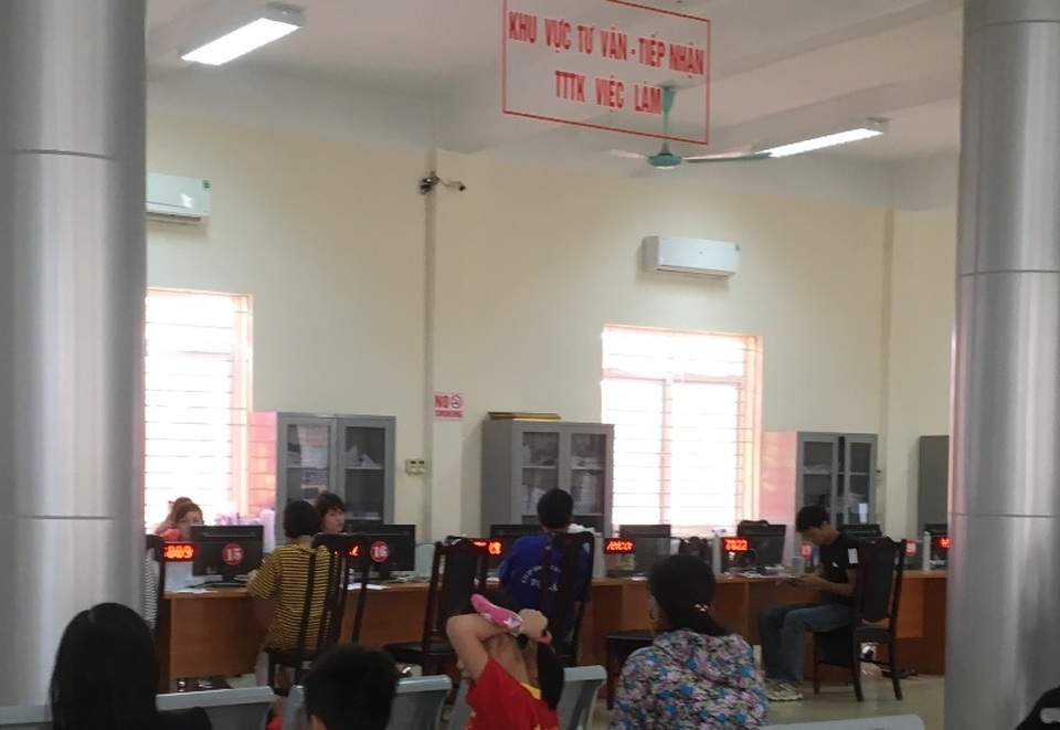 Thanh Hoá: Gần 7.000 lao động đăng ký hưởng trợ cấp thất nghiệp - 5 Thanh Hoá: Gần 7.000 lao động đăng ký hưởng trợ cấp thất nghiệp - 5