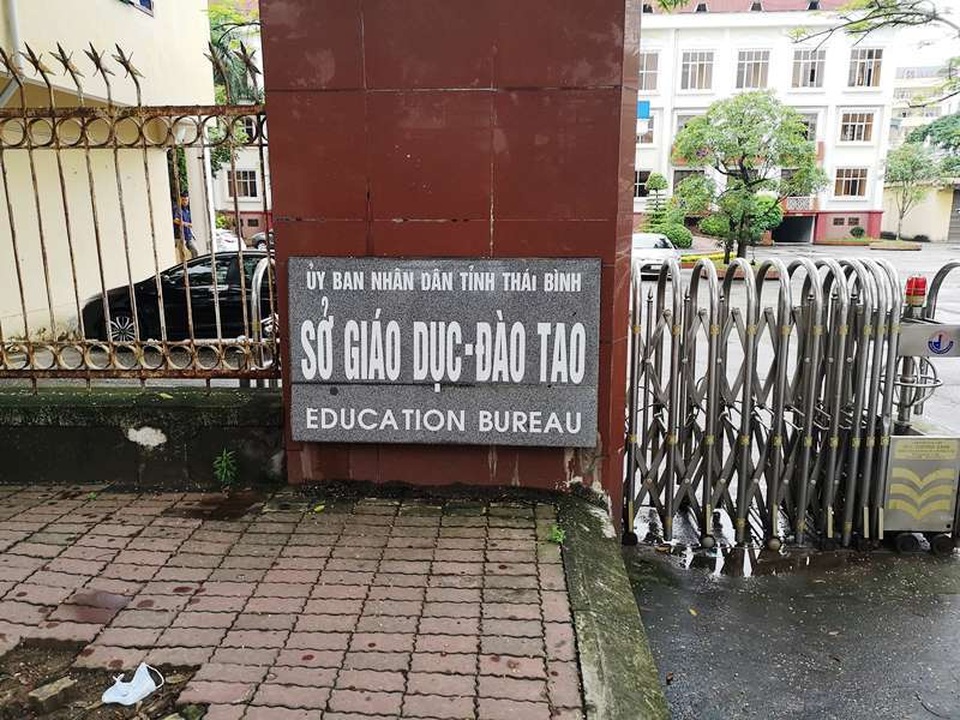 “Đề thi và đáp án Ngữ văn vào trường THPT Chuyên Thái Bình không có vấn đề gì” - 3 “Đề thi và đáp án Ngữ văn vào trường THPT Chuyên Thái Bình không có vấn đề gì” - 3