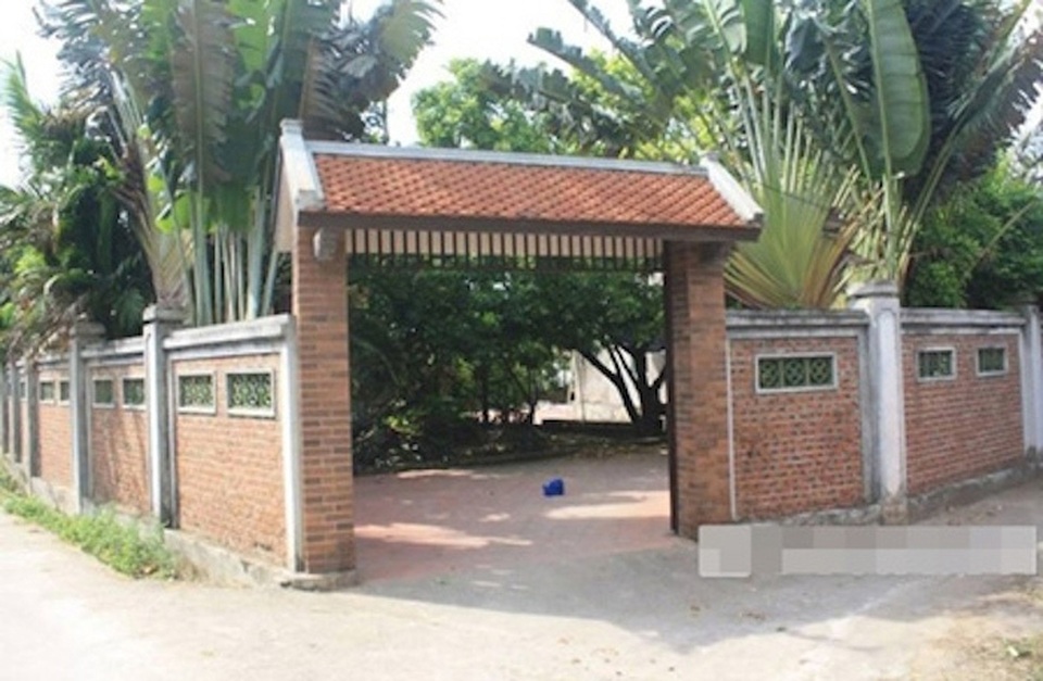 Cát- sê cao ngất ngưởng, Xuân Hinh vẫn đi xe máy, xỏ dép cao su? - 3 Cát- sê cao ngất ngưởng, Xuân Hinh vẫn đi xe máy, xỏ dép cao su? - 3