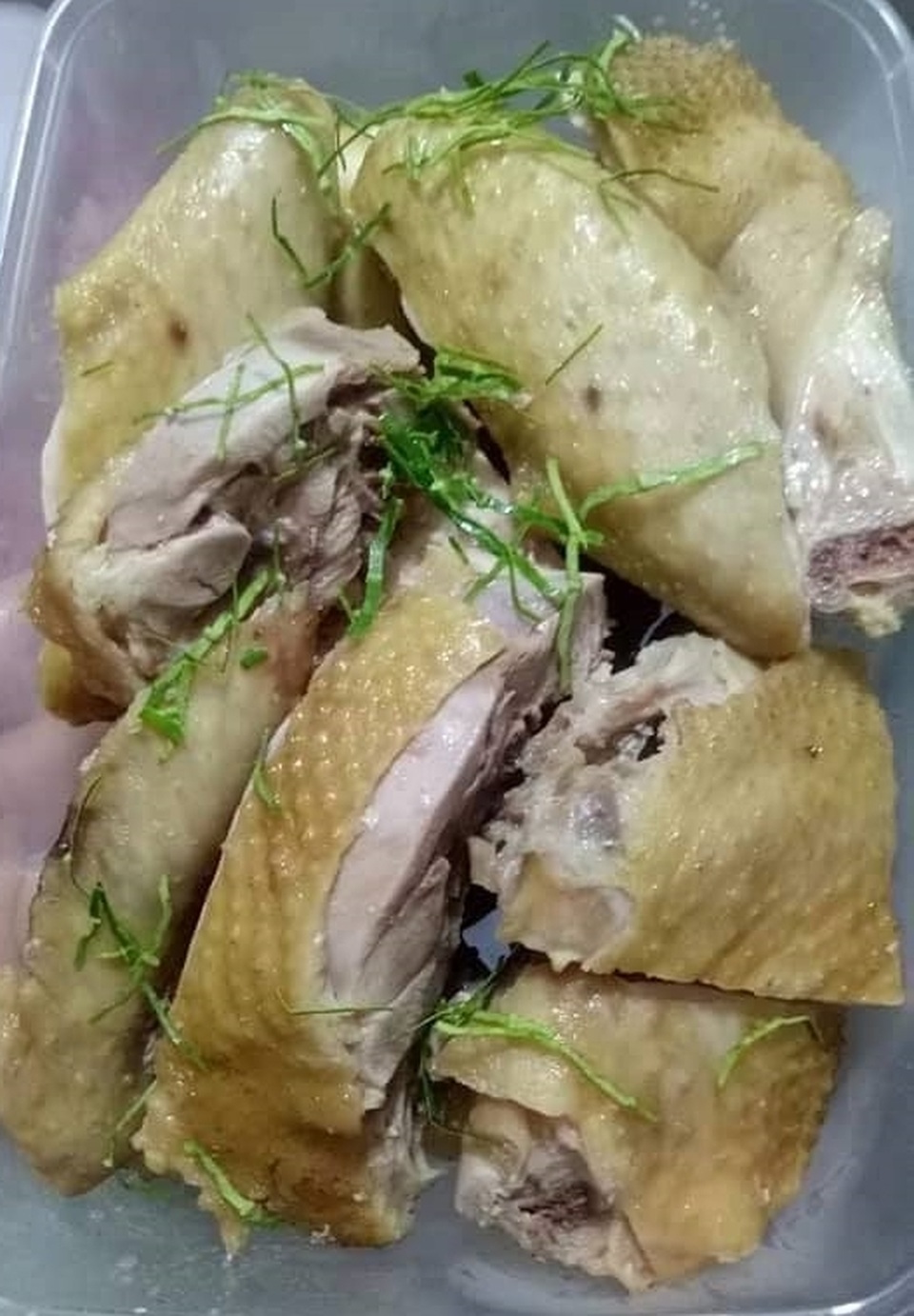 Cơn “sốt” gà dai siêu trứng 40 nghìn đồng/kg, bán tràn các chợ mạng - 4 Cơn “sốt” gà dai siêu trứng 40 nghìn đồng/kg, bán tràn các chợ mạng - 4